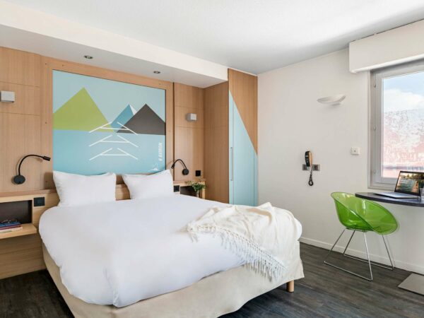 ⛵ Annecy – Hébergement + Transport + Activités – Image 3